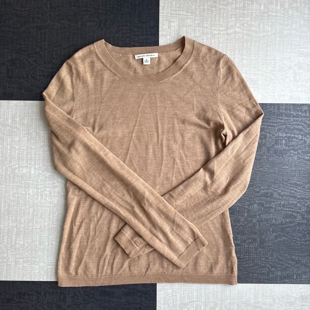 Banana Republic M Oatmeal Crewneck Extra Fine Merino Wool Sweater